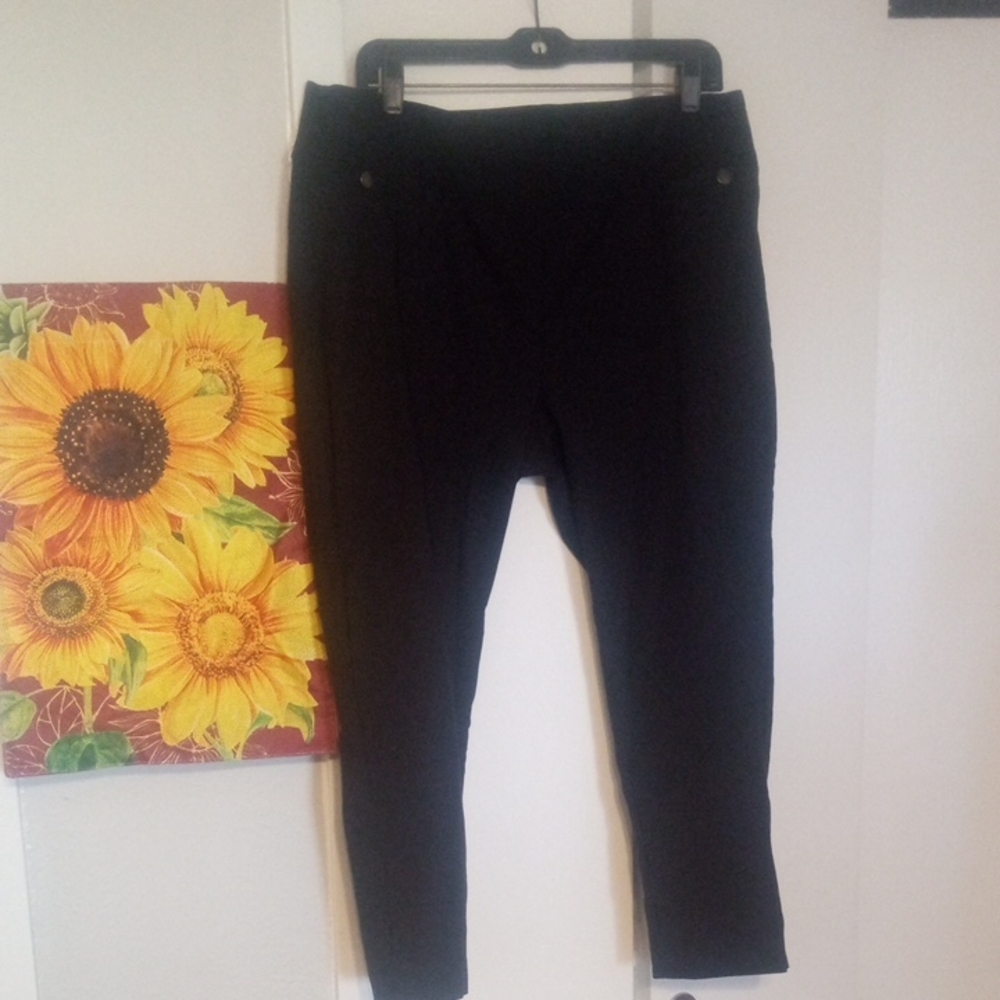 Maurices Classic Black Trousers